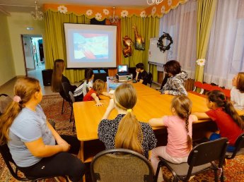 12 декабря - День конституции